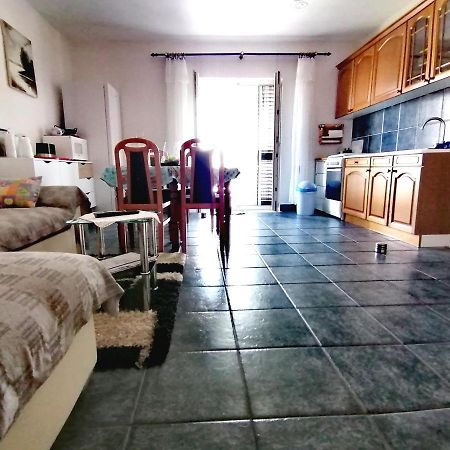 Apartman Canaki Splitska Exterior photo